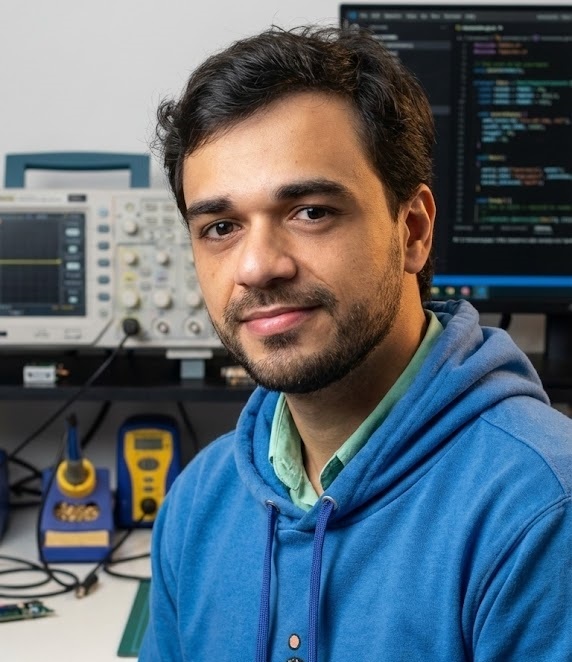 Professor Augusto Queiroz