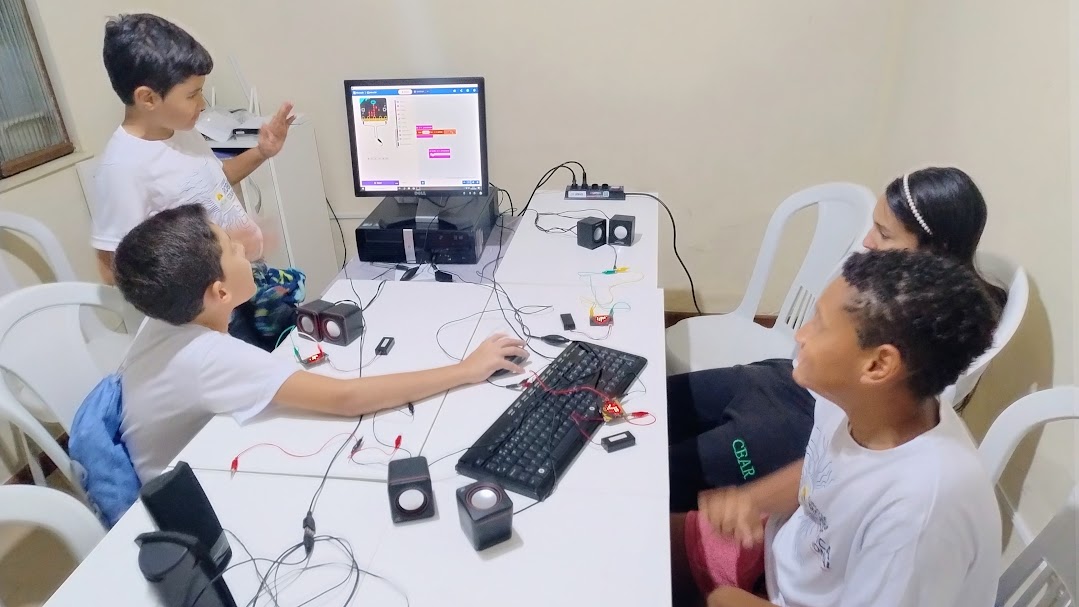 Aulas práticas de robótica